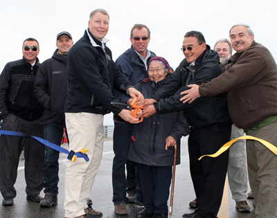 photo Kotzebue Shore Avenue ribbon cutting