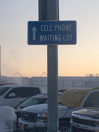 Small cell phone lot sign