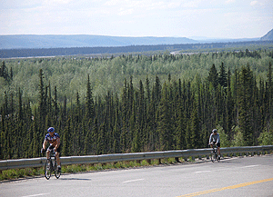 photo bikers on Richardson Highway