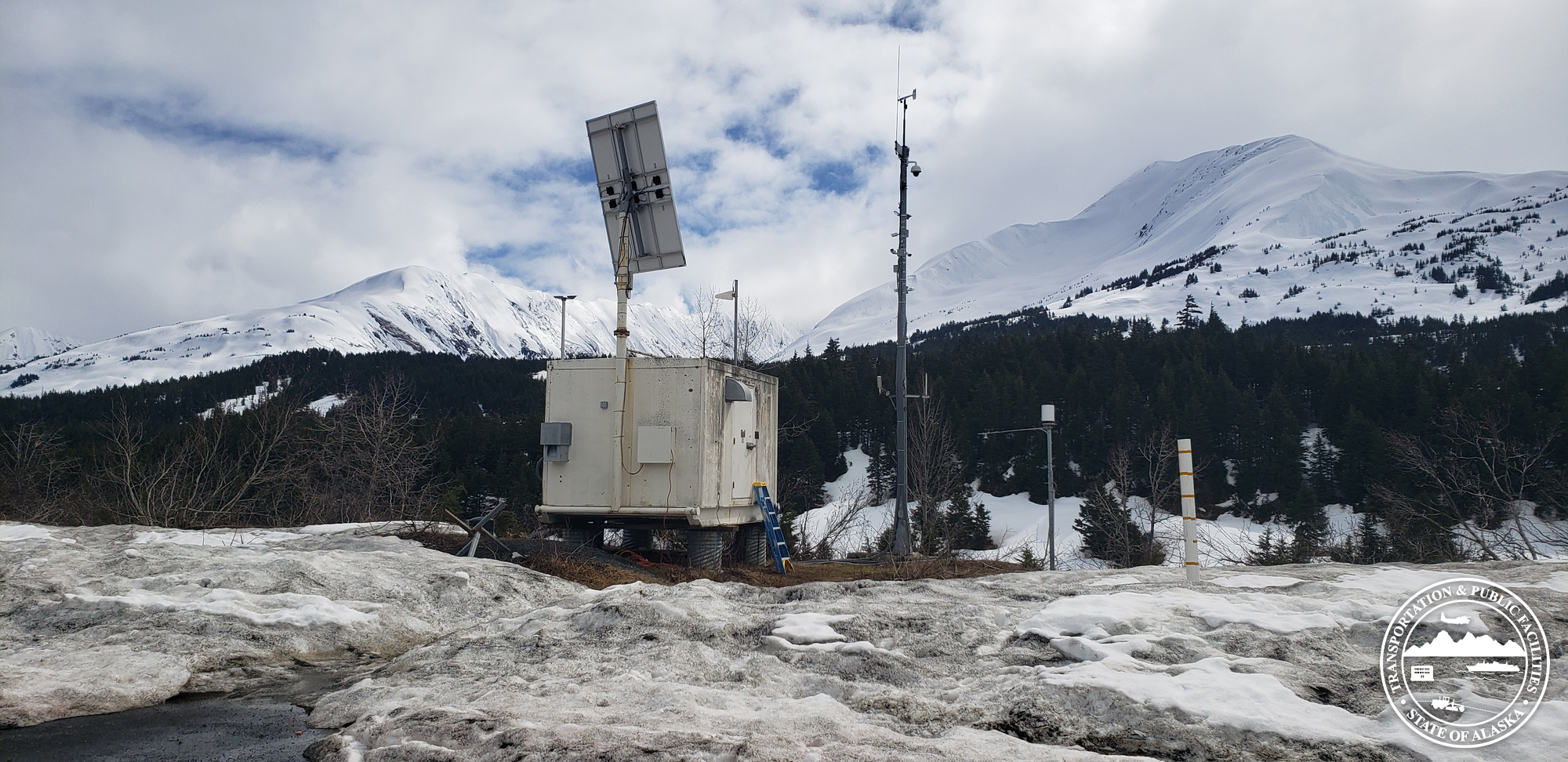 Photo: Alaska DOT&PF's solar powered Turnagain Arm RWIS camera system.