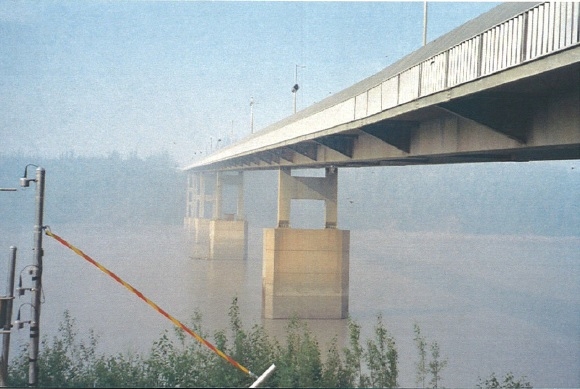 Picture of the Yukon River Bridge