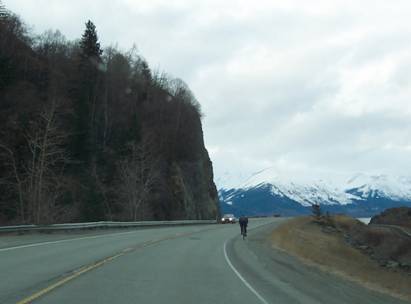 Bicycling alongside Rumble Strips