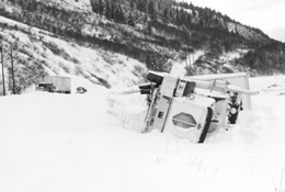 trucks in avalanche